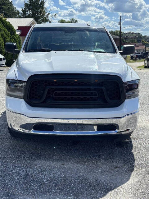 ram ram 1500 classic 2022 3C6RR6KT5NG187432 image ram ram 1500 classic 2022 3C6RR6KT5NG187432 image